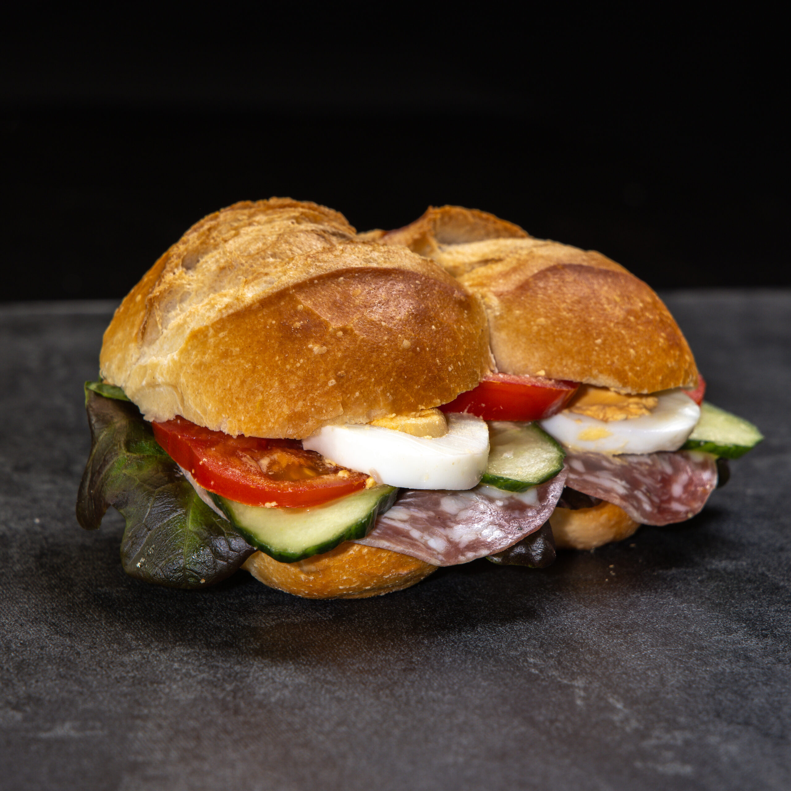 Salami-Doppel - belegtes Doppelbrötchen