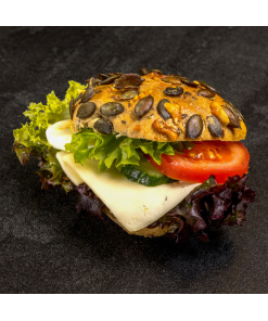 Kürbis-Apfel-Krusti - Käse-belegtes Brötchen